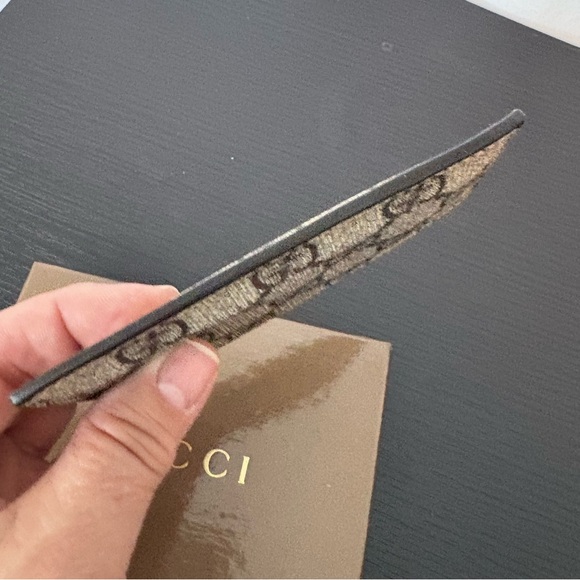 GUCCI GG Supreme Canvas w Leather trim compact card holder beige/ebony - Picture 9 of 15